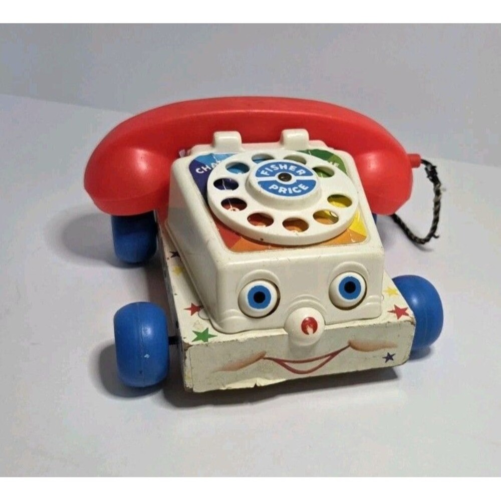 Fisher Price Chatter Telephone - 1961 - rings when dial is turned